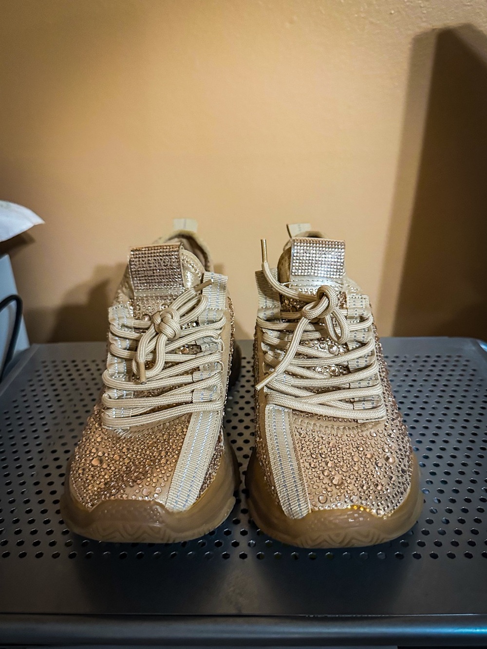 Steve Madden Maxima Rose Gold - Picture 2 of 4